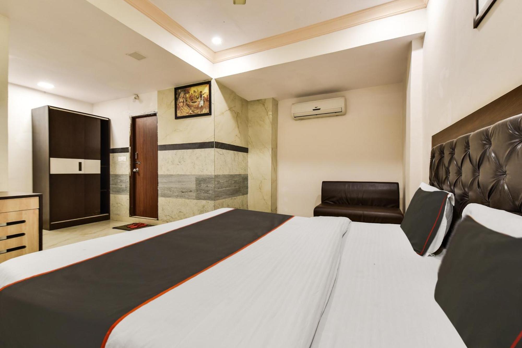 Super Hotel O Ratnam Palace Udaipur Exterior photo